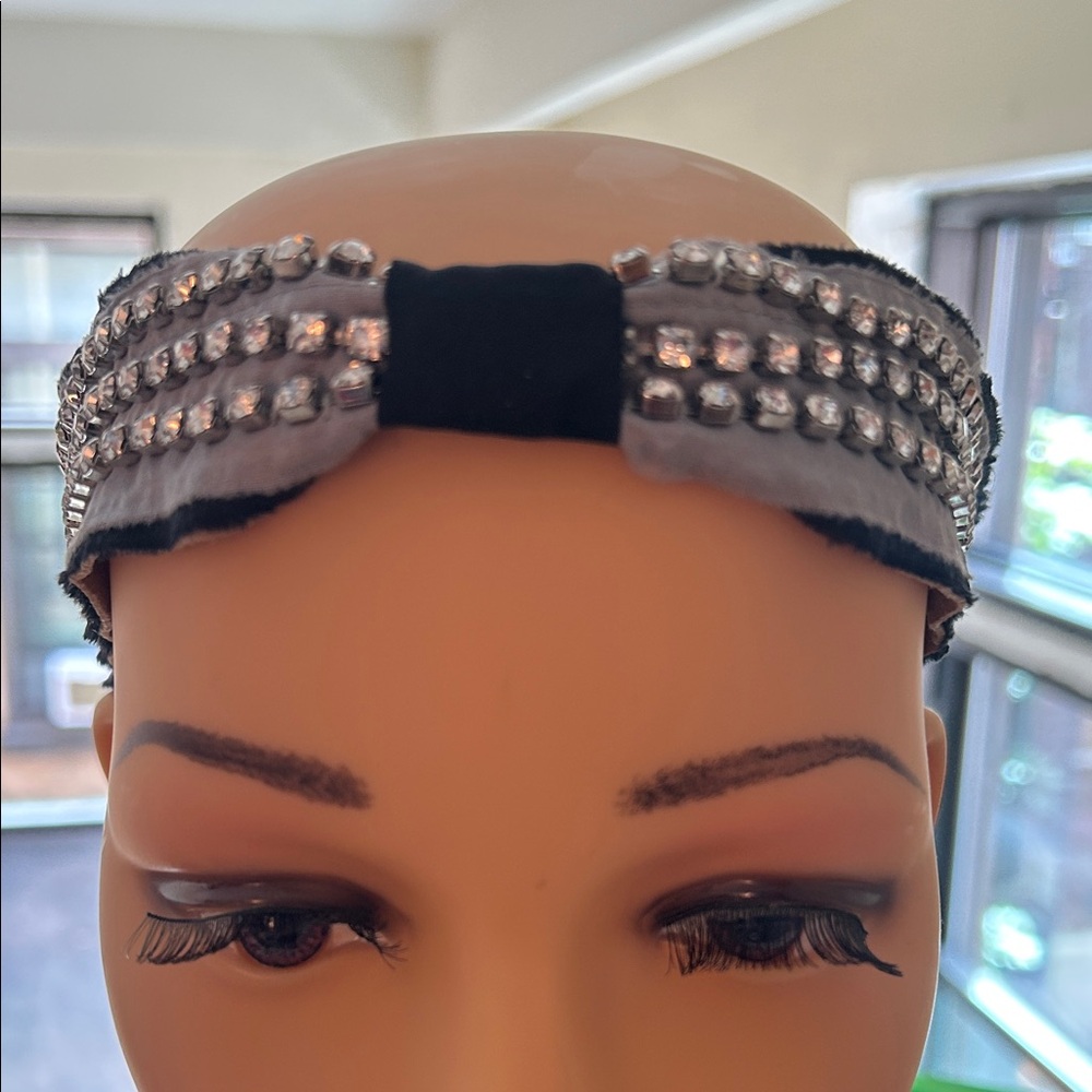 Stacy Lapidus Elegant Black and Silver Headband